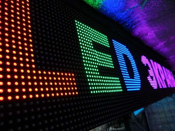 Світлодіодні екрани